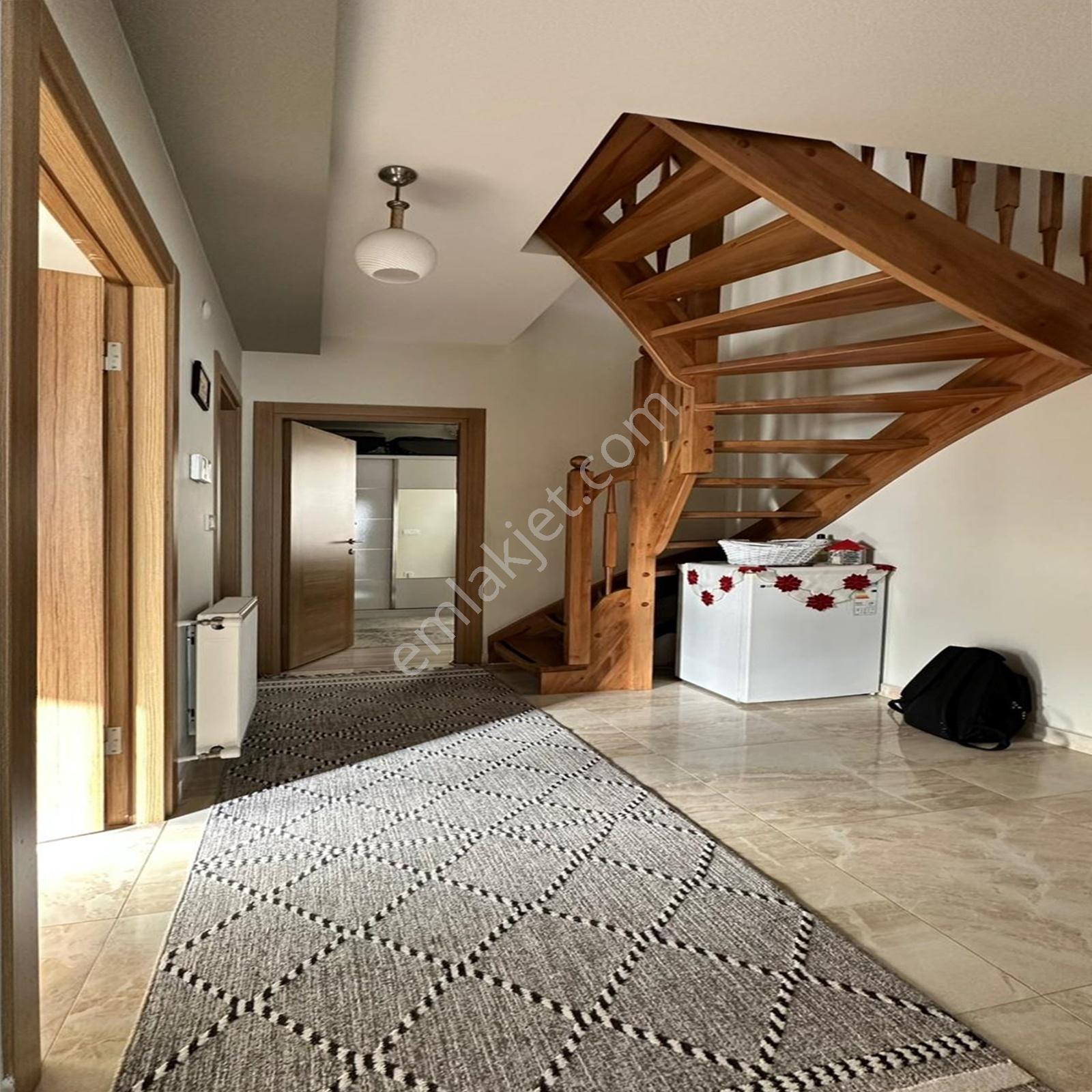 Çekmeköy Yapı Gayrimenkul'den Caddenin Dibinde Üst Dubleks!!! - Görsel 19