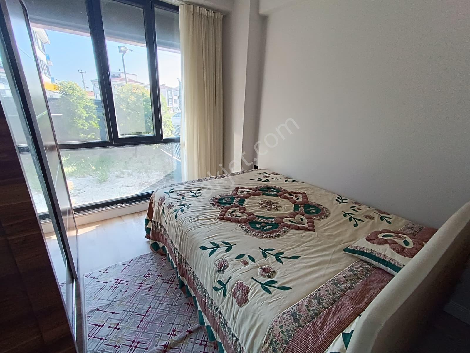 Uysal Boulvard'da Eşyalı 1+1 Özel Bahçeli Kiralık Daire - Görsel 11