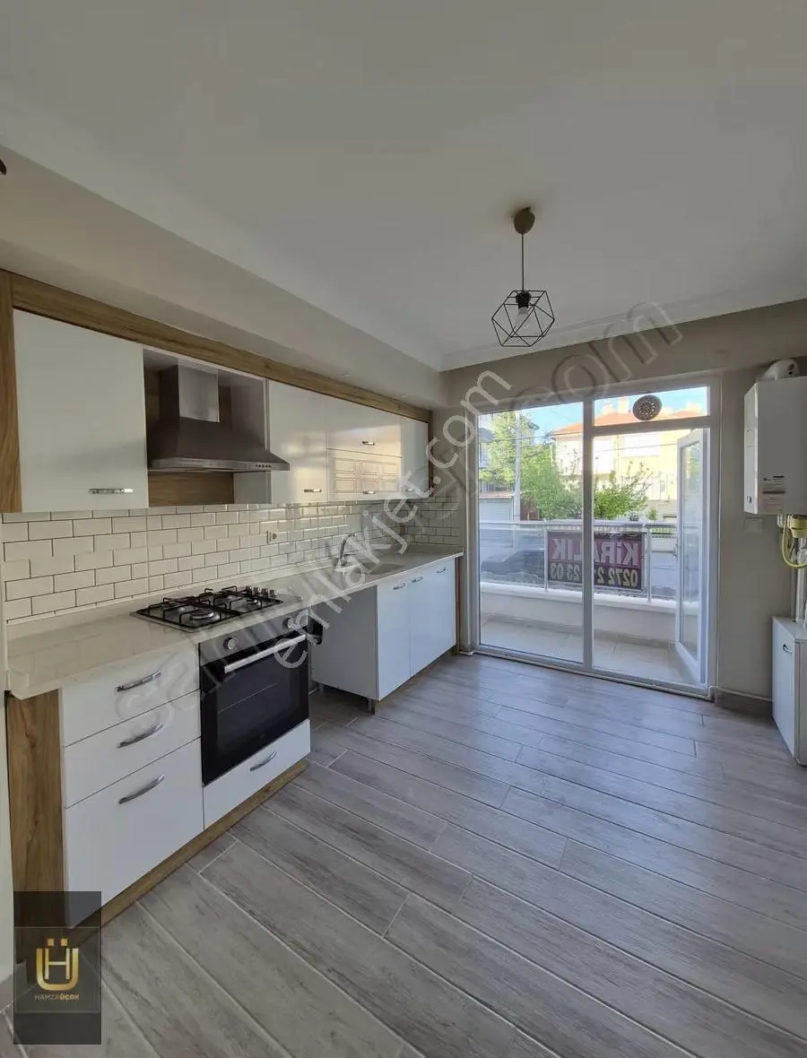 Afyon Üçok Emlaktan Veysel Karani Mah 2+1 75m² Temiz Bakımlı Kir - Görsel 4