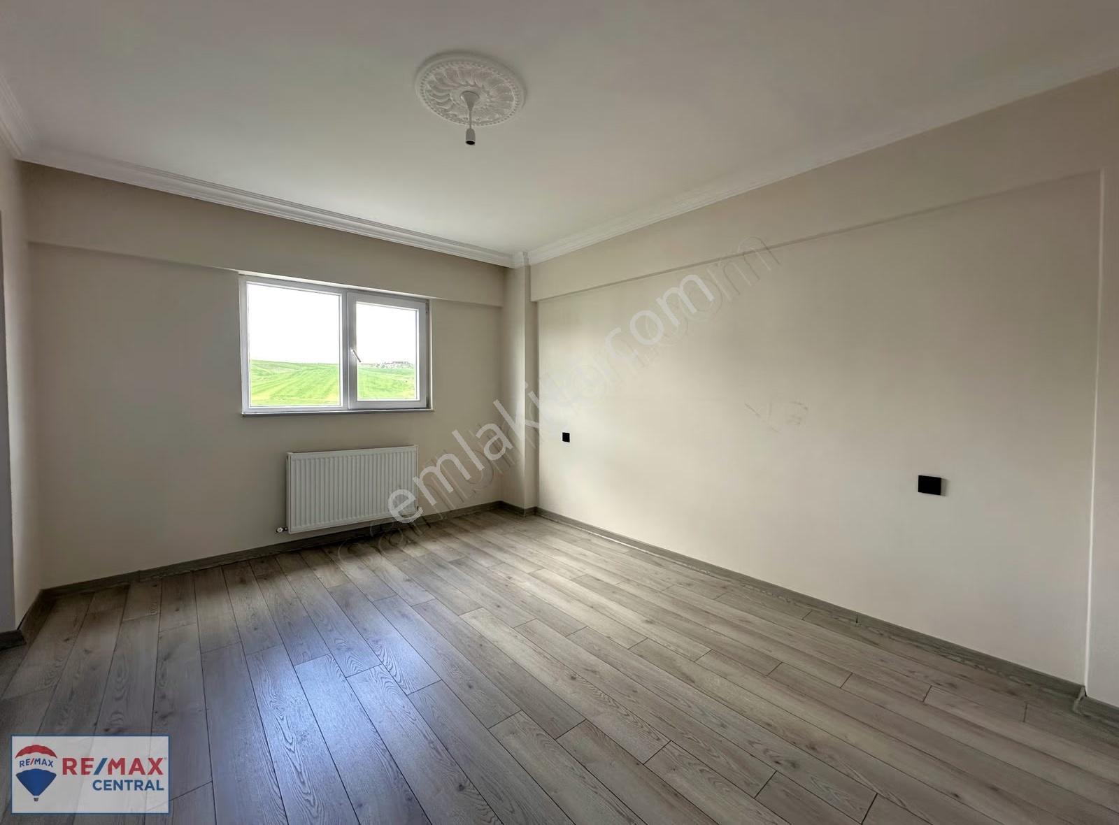 Re/max Central'dan Tuzlugöl Mah.'de 4+1 Lüks Kiralık Daire - Görsel 6