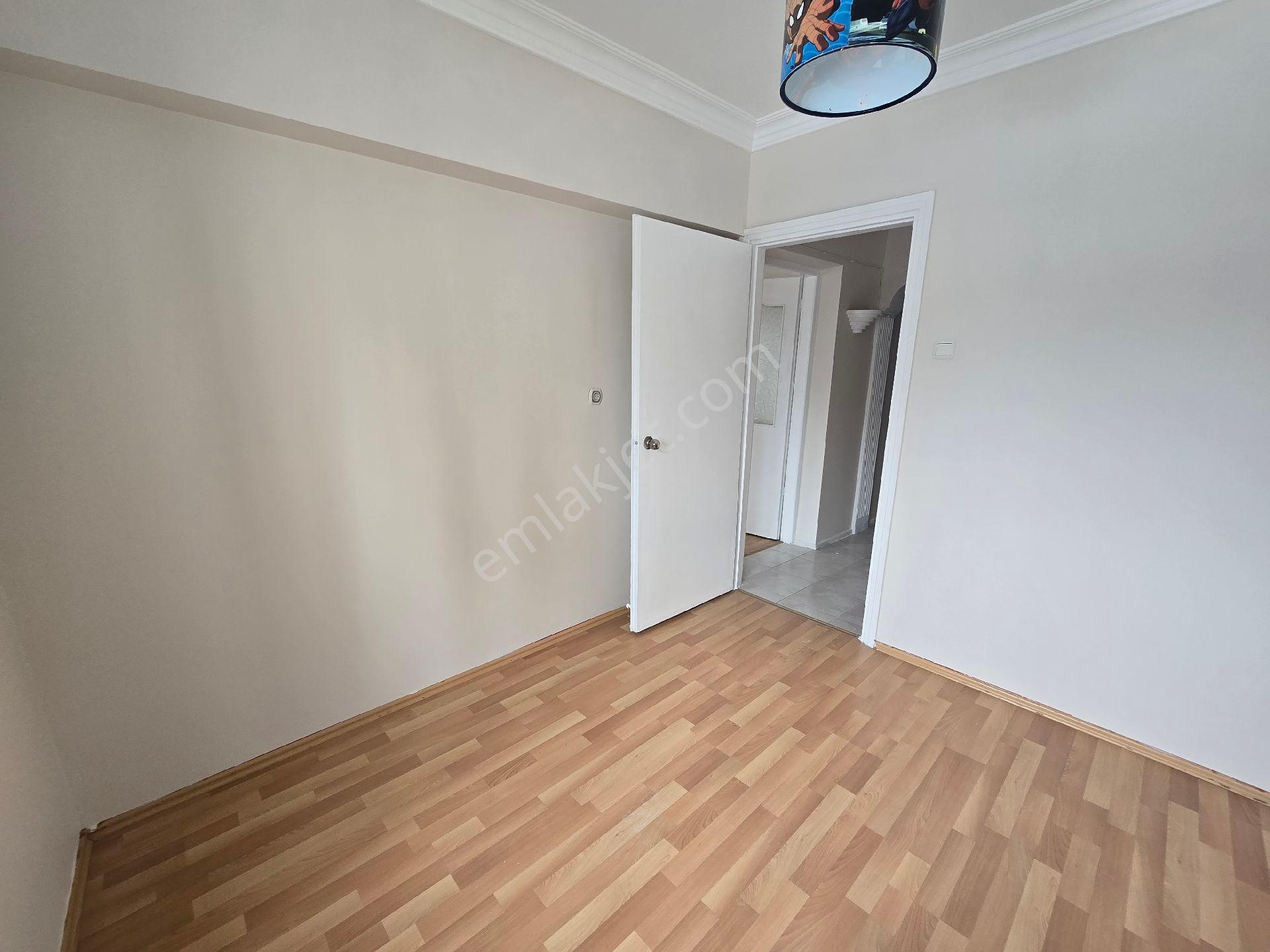 Karşıyaka Örnekköy Kiralık 3+1 Daire - Görsel 21