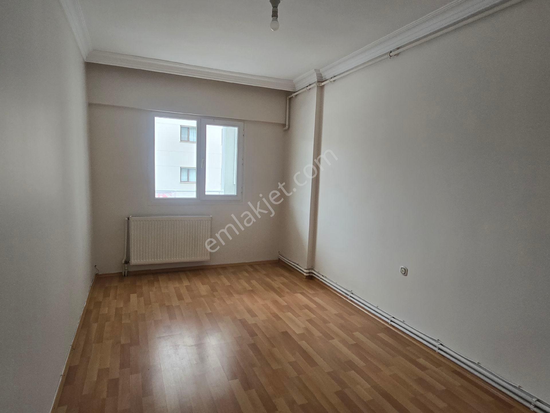 Karşıyaka Örnekköy Kiralık 3+1 Daire - Görsel 9