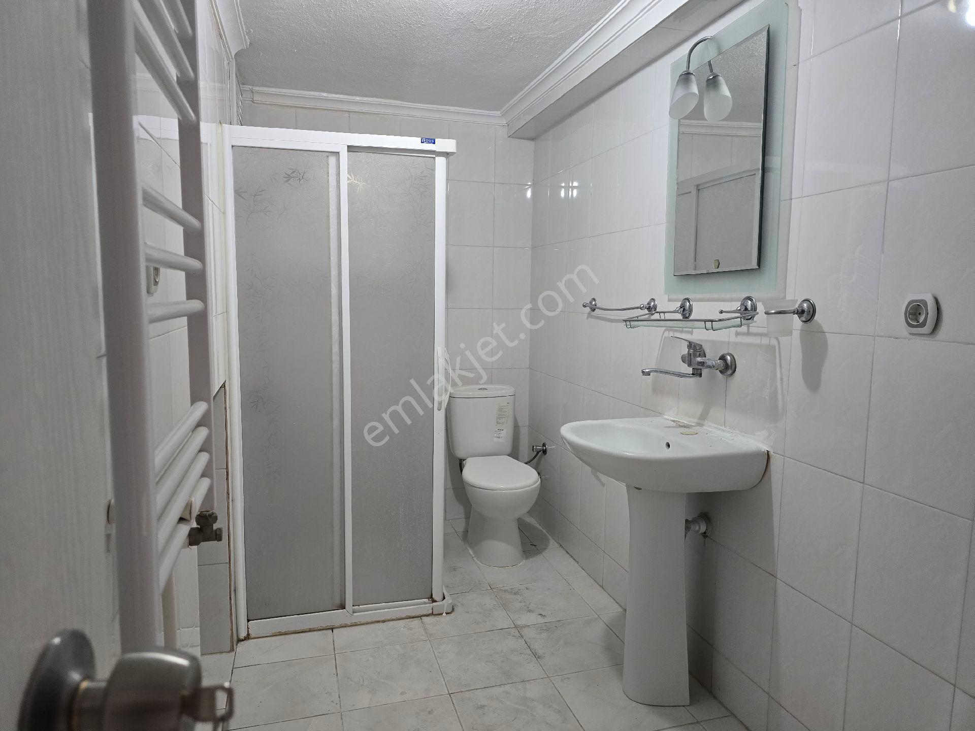 Karşıyaka Örnekköy Kiralık 3+1 Daire - Görsel 16