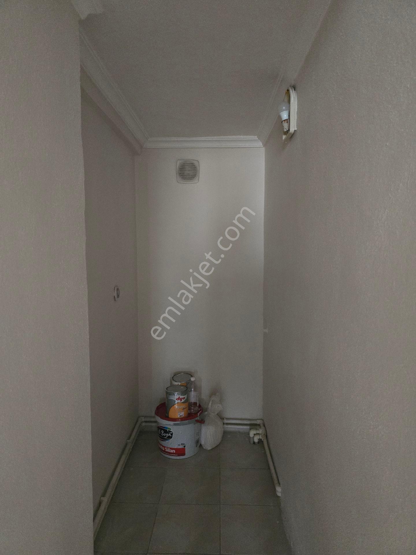 Karşıyaka Örnekköy Kiralık 3+1 Daire - Görsel 12