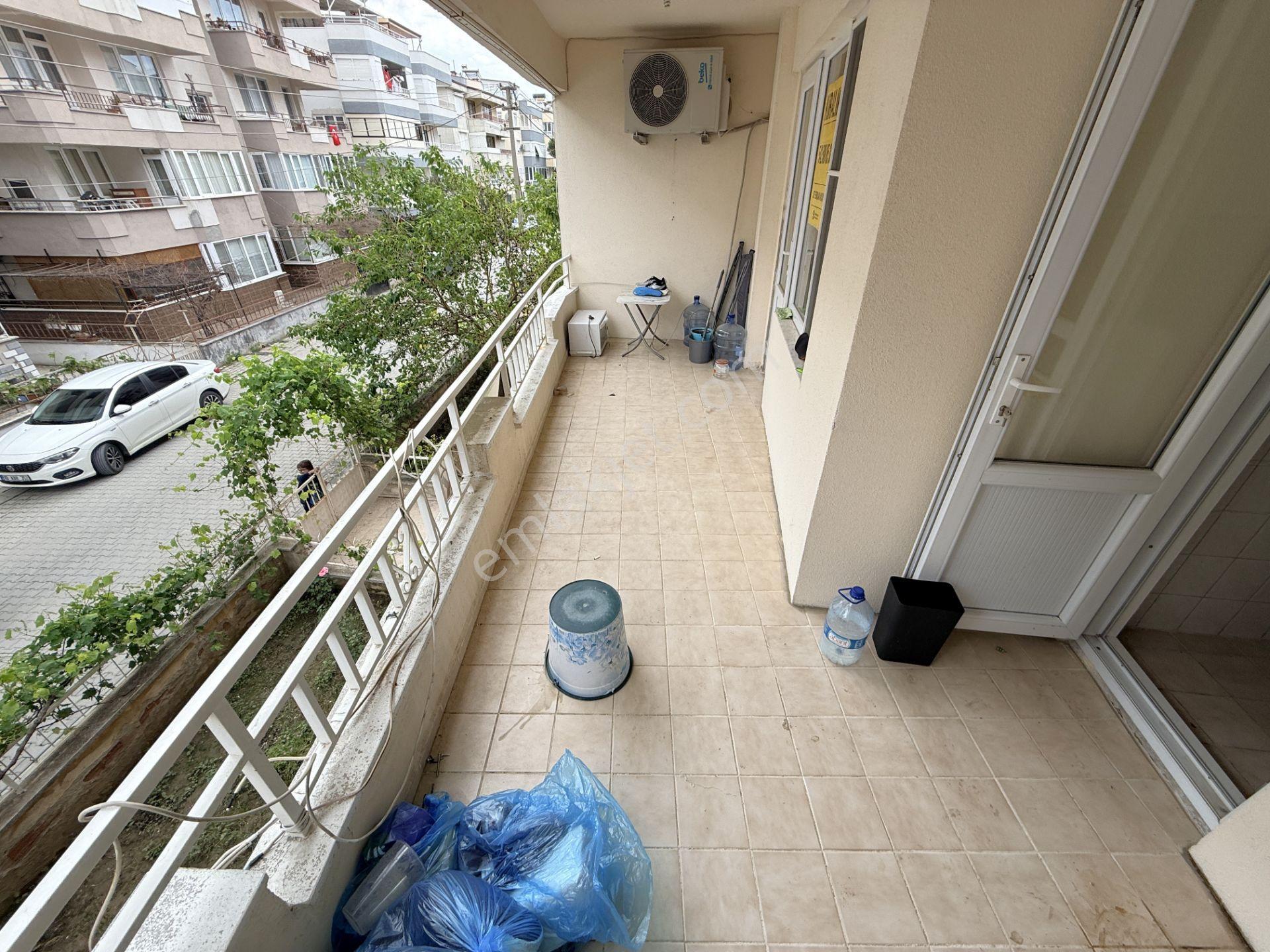 Jet'ten Akçay Merkezde Ön Cephe Geniş Balkonlu 2+1 Kiralık Daire - Görsel 8