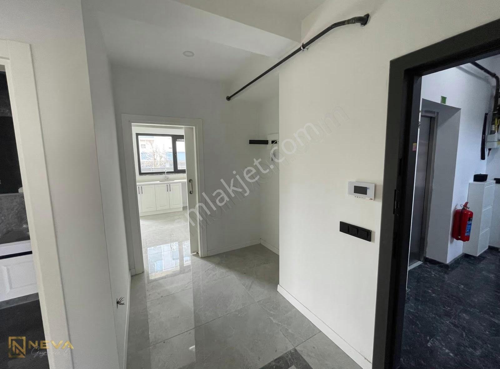 Serdivan 2.cadde Elbirlik Yaşam Sitesi 170m2 4+1 Ferah Daire - Görsel 3