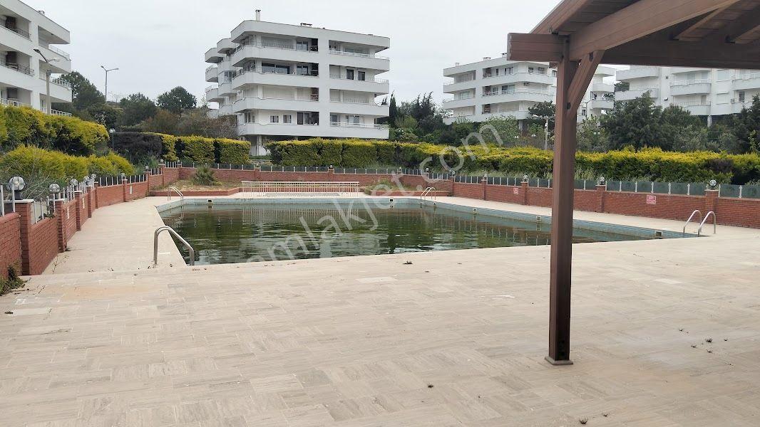 Ayvalık Badavut Havuzlu Eşyalı Kiralık 2+1 Daire - Görsel 5