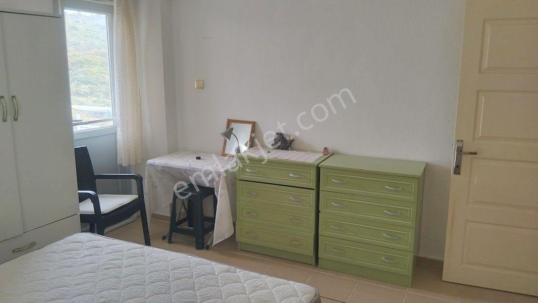 Ayvalık Badavut Havuzlu Eşyalı Kiralık 2+1 Daire - Görsel 15