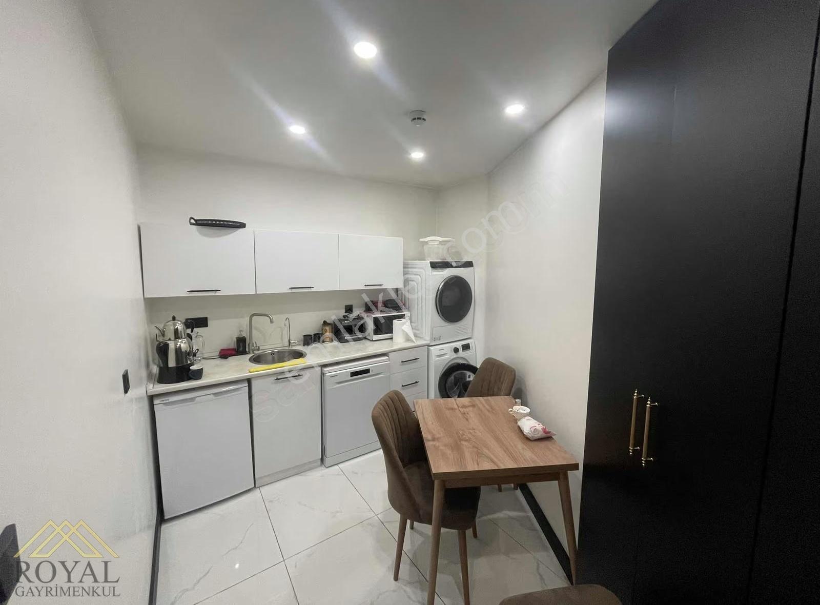 Meydanda Devren Kiralık Dükkan - Görsel 12