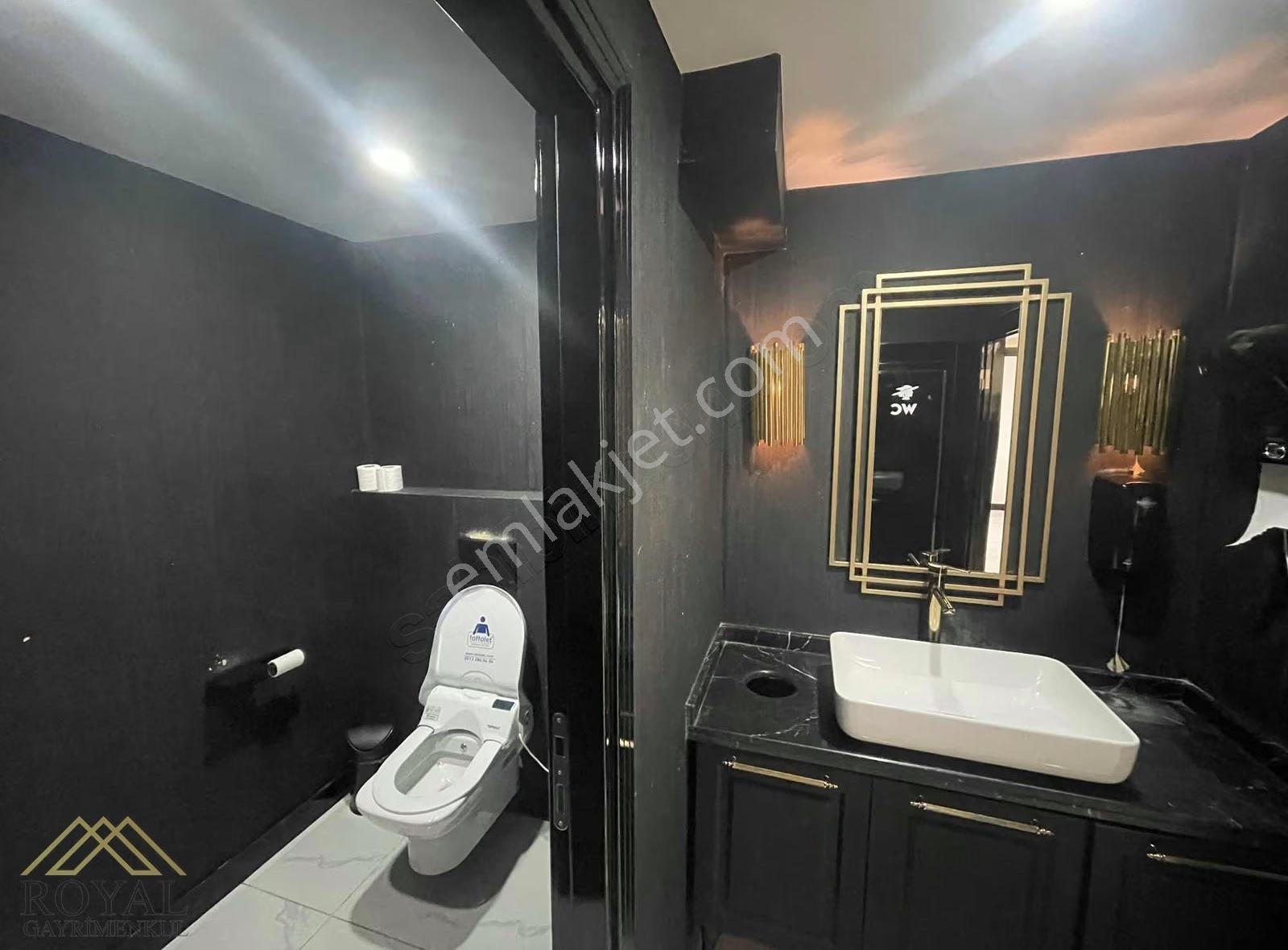 Meydanda Devren Kiralık Dükkan - Görsel 8
