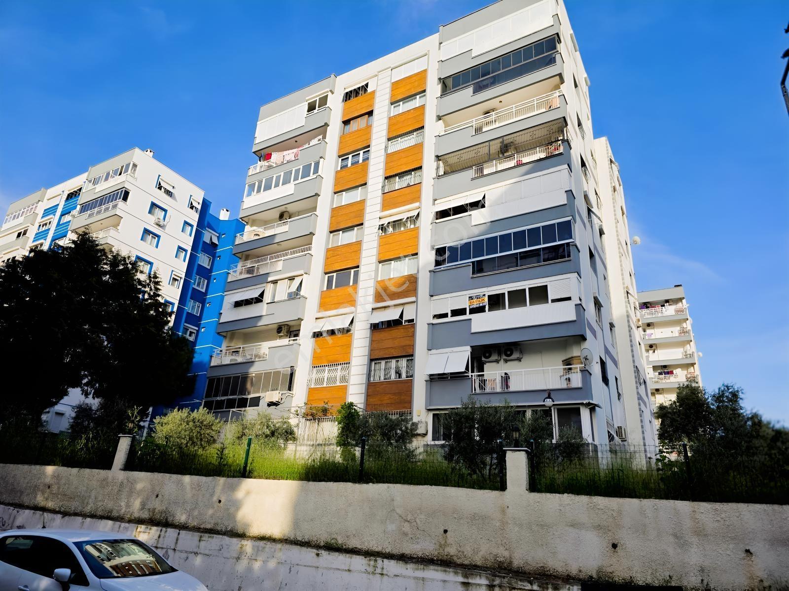 Buca Cumhuriyet Mahallesinde 3+1 Ara Kat Satılık Daire - Görsel 10