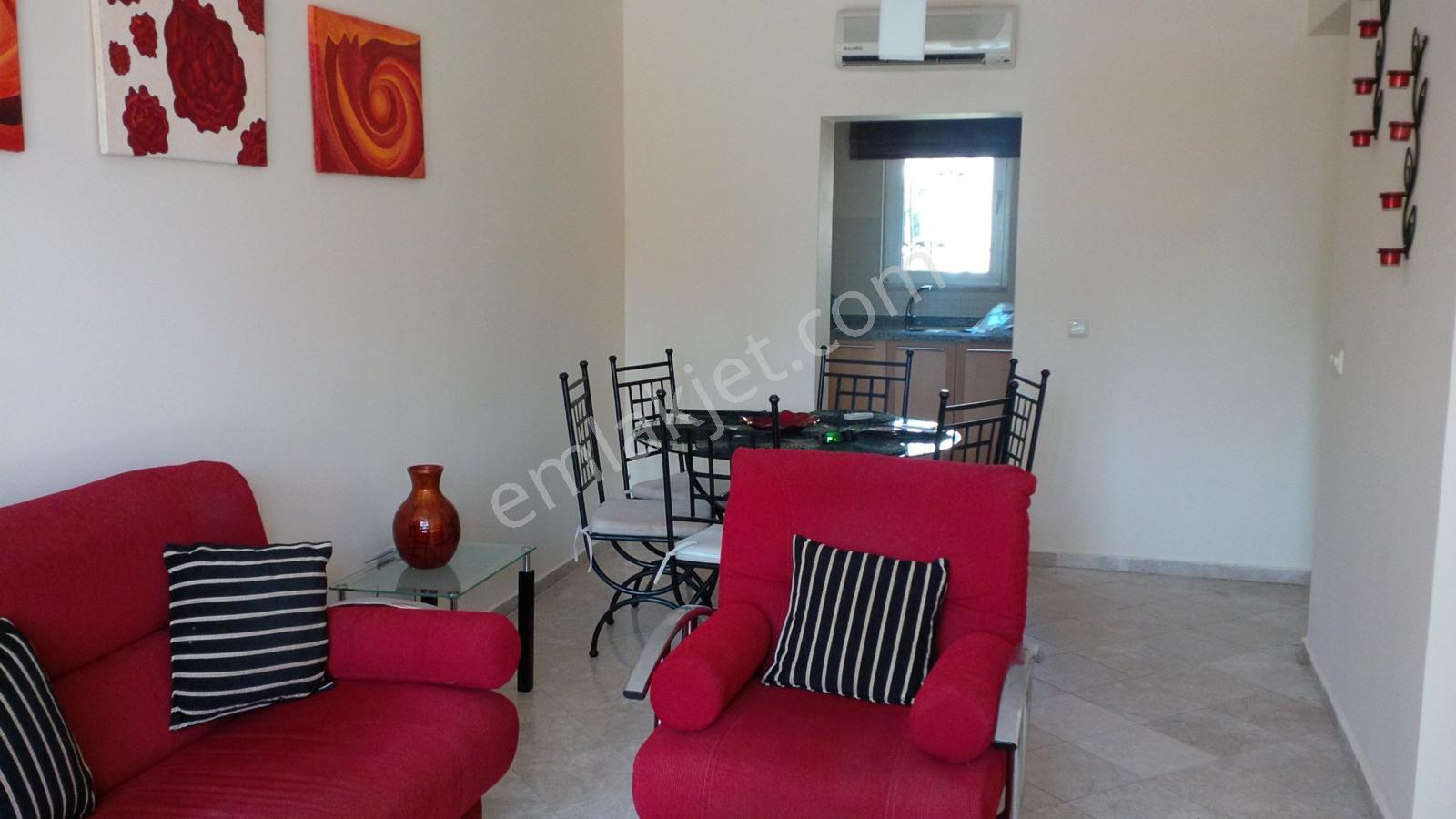 Stop'tan Çalışta Denize Sıfır Havuzlu Triplex Villa - Görsel 8
