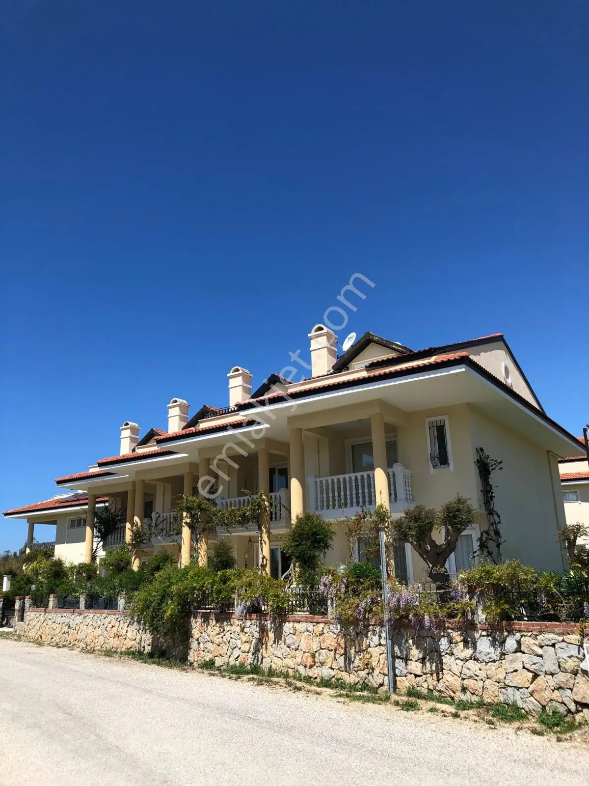 Stop'tan Çalışta Denize Sıfır Havuzlu Triplex Villa - Görsel 3