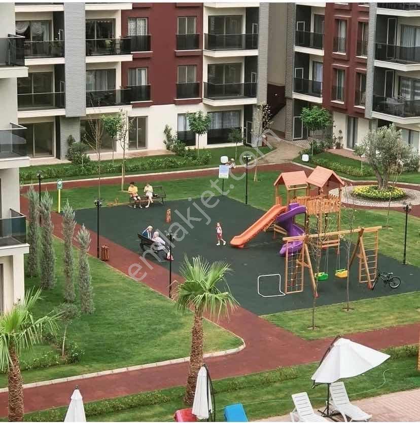 Remax Arma'dan Havuzlu Sitede Kiralık Kısmi Eşyalı 1+1 Daire - Görsel 5
