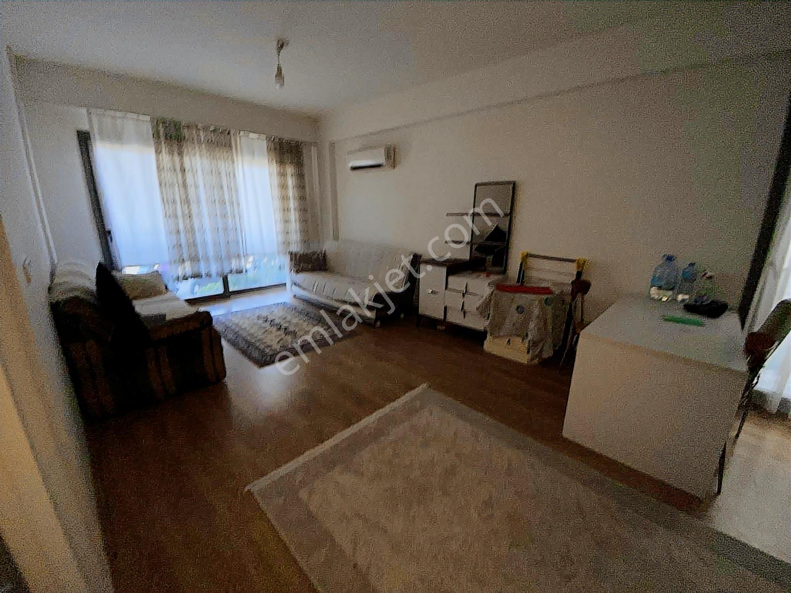 Remax Arma'dan Havuzlu Sitede Kiralık Kısmi Eşyalı 1+1 Daire - Görsel 14