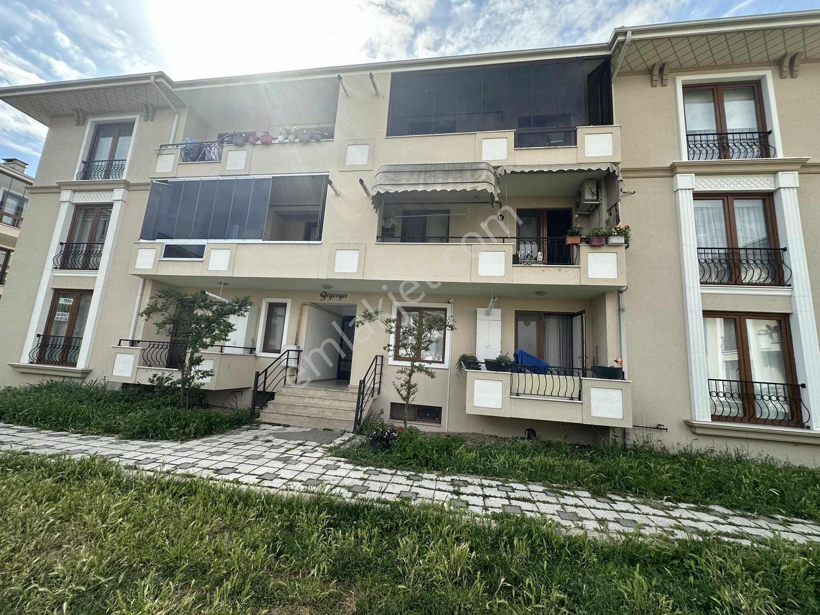 Serdivan Yazlık Mah. Begonya Sitesi 3. Kat Bakımlı Daire - Görsel 23