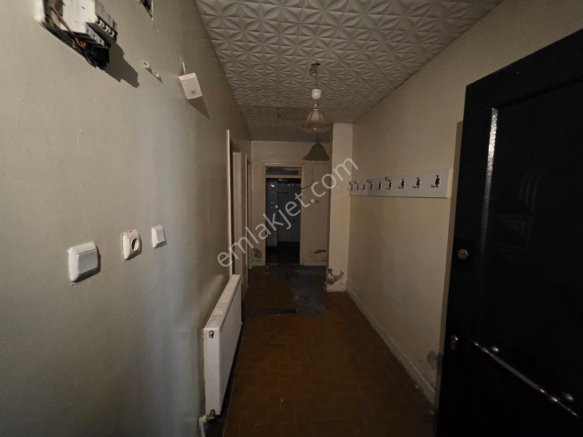 Konak Mah De Kiralık 3+1 Daireye - Görsel 3