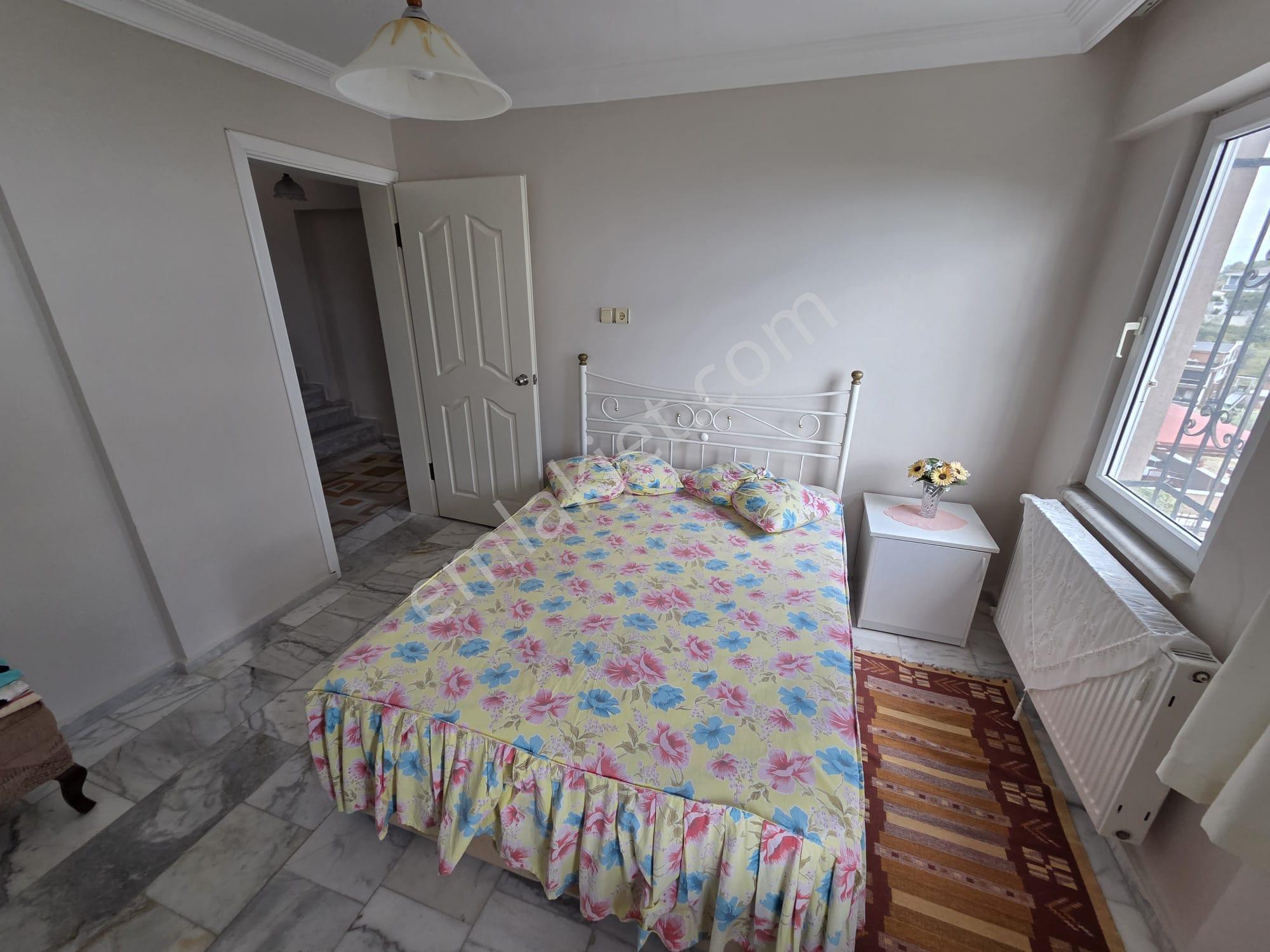Altınoluk İlkbahar Dan Bahçeli Deniz Manzaralı Müstakil Villa - Görsel 31