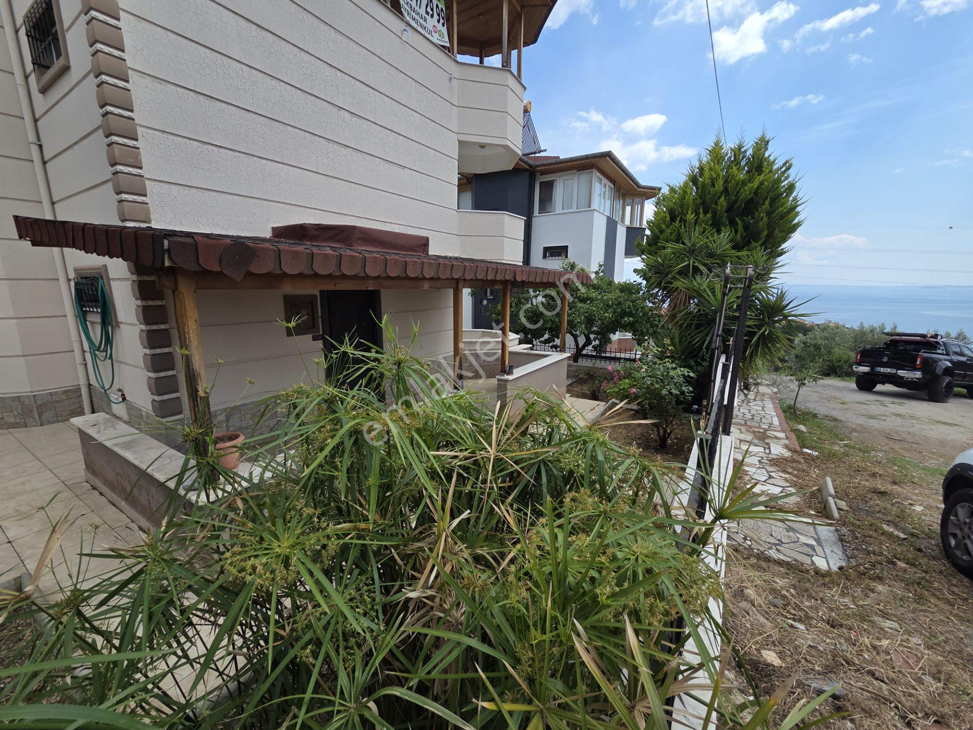 Altınoluk İlkbahar Dan Bahçeli Deniz Manzaralı Müstakil Villa - Görsel 25