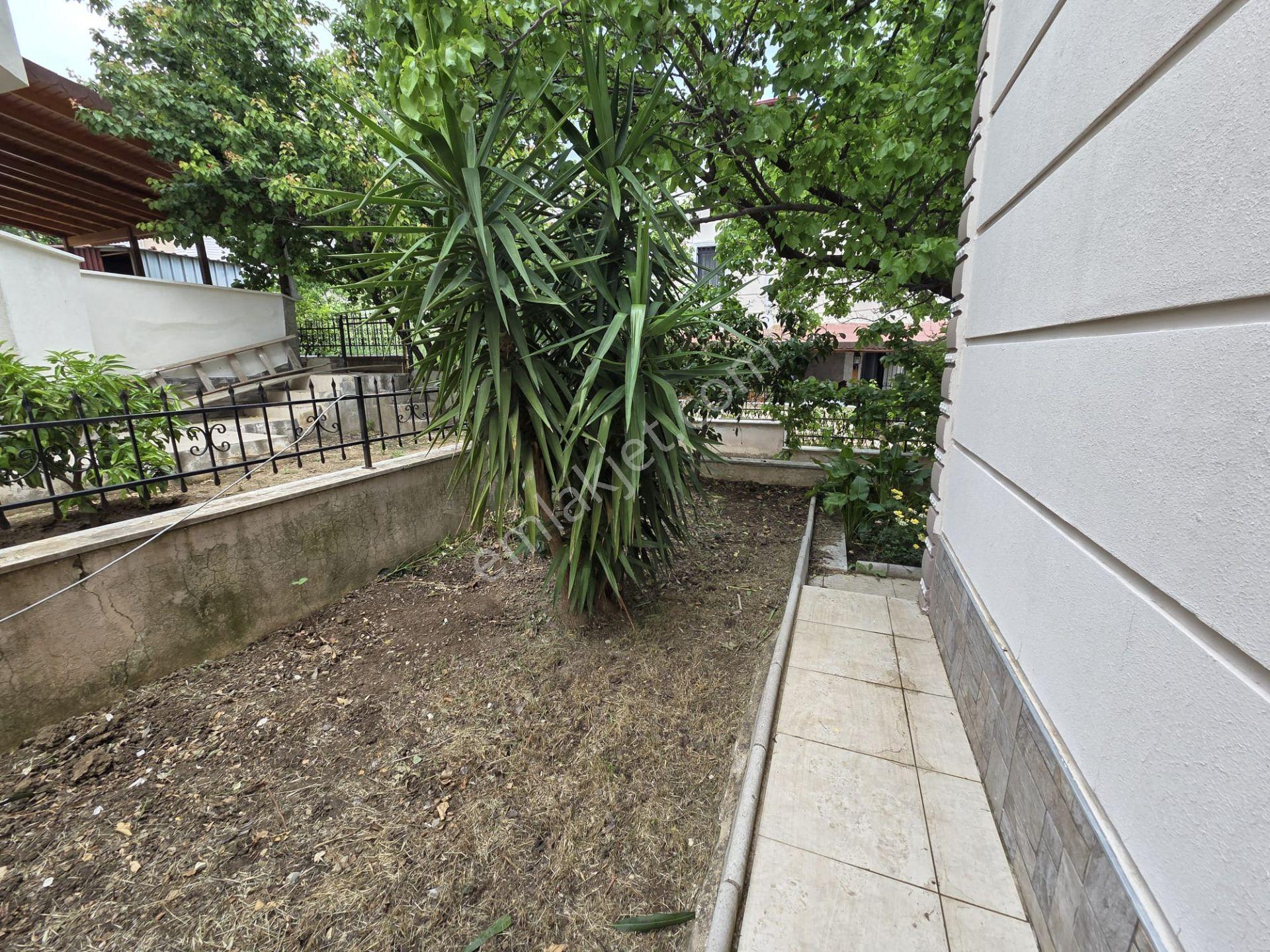 Altınoluk İlkbahar Dan Bahçeli Deniz Manzaralı Müstakil Villa - Görsel 5