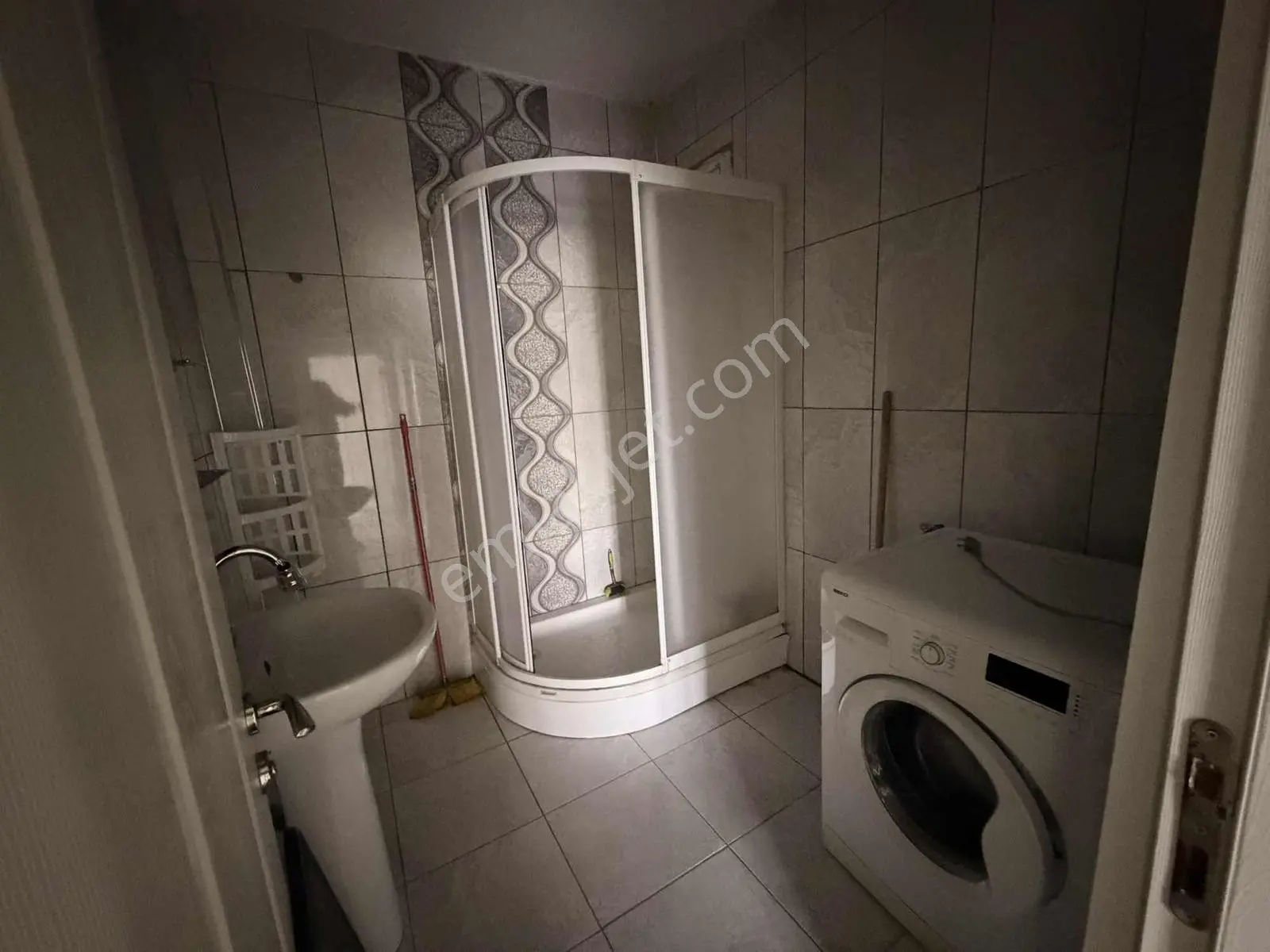 Edirne Atatürk Mah. Kiralık 2+1 Eşyalı Daire - Görsel 4