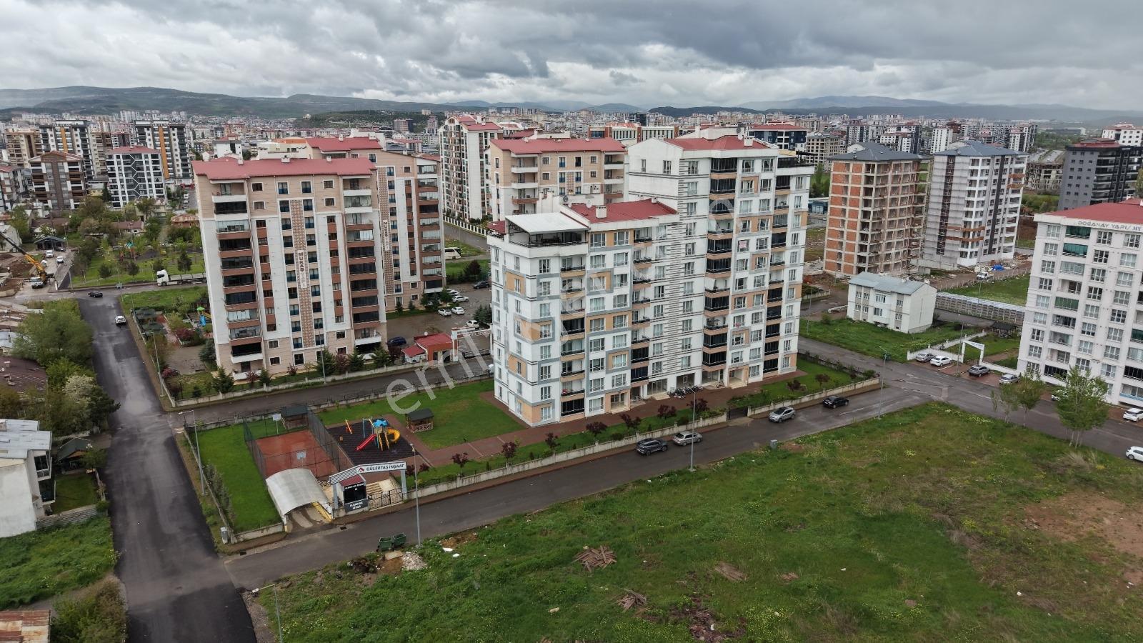 Hedef Emlak'tan Kardeşler'de Satılık 4+1 Lux Daire - Görsel 12