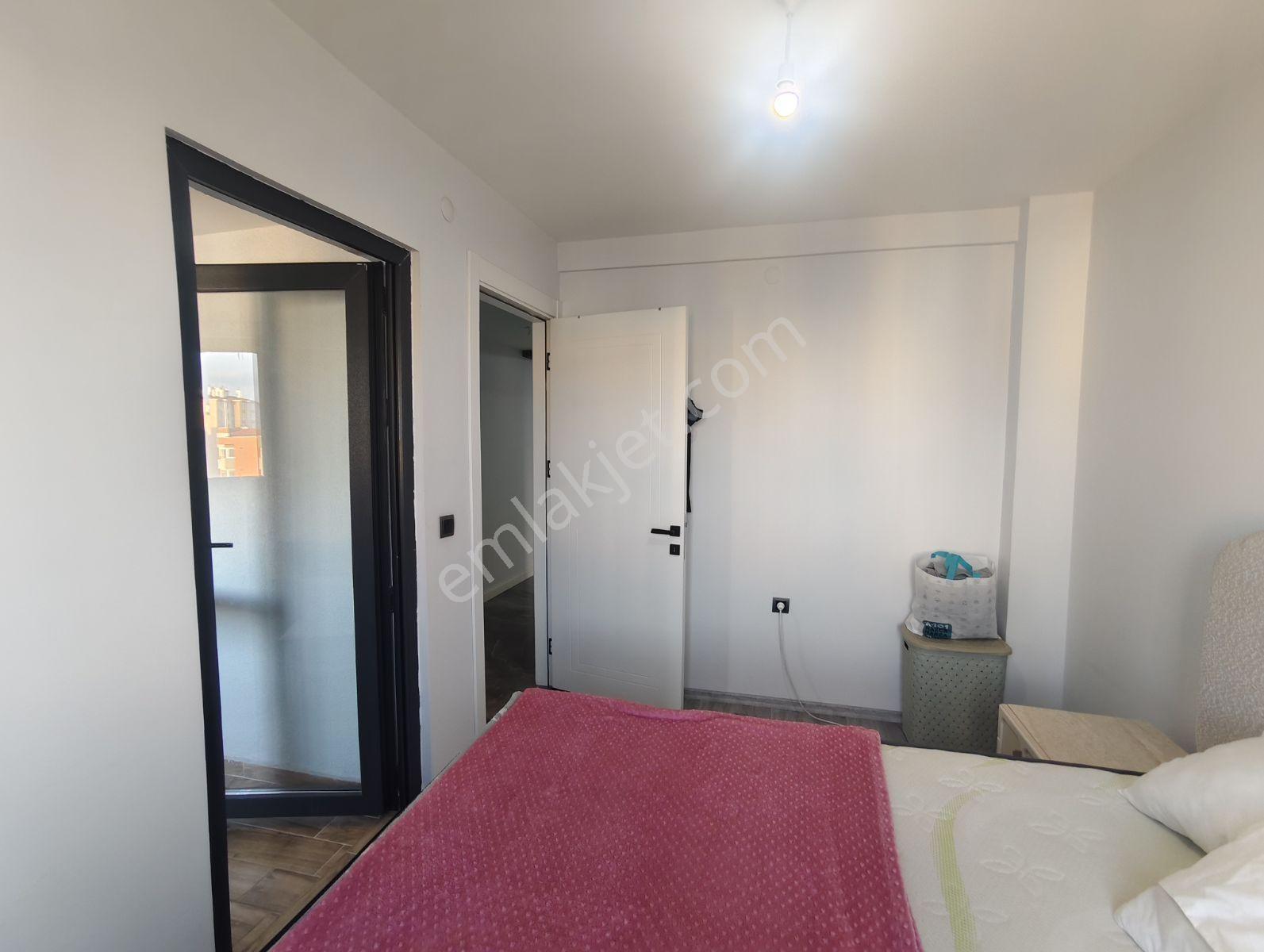 Yakutta 3.5+1 Harika Manzaralı Süper Konumlu Satılık Daire - Görsel 5