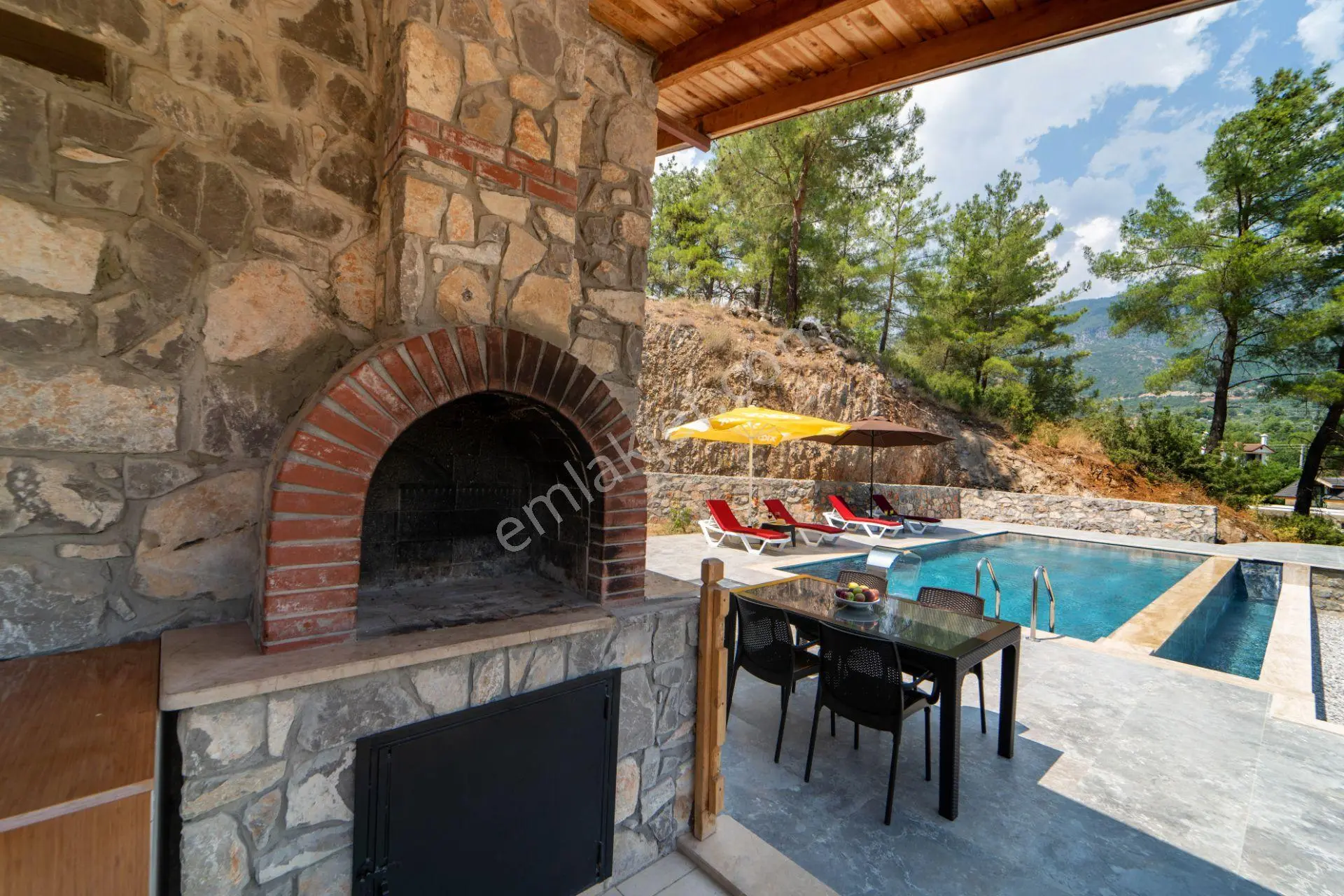 Goldhouse Dan Kiralık Fethiye İncirköy’de 2+1 Taş Villa - Görsel 4