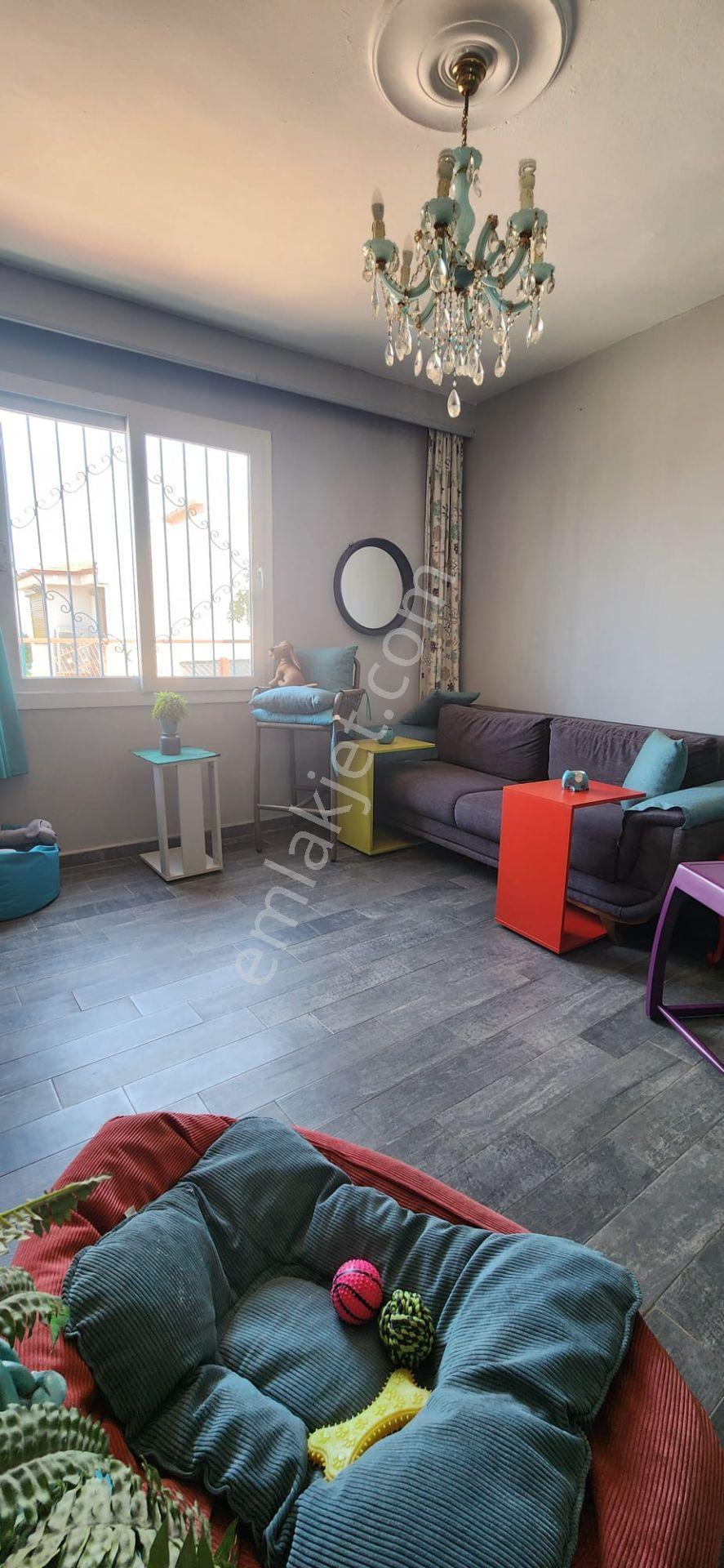 Kuşadası Merkez’de Satılık Lıman Manzaralı Teraslı Şırın 2+1 Eşyalı Daıre - Görsel 8