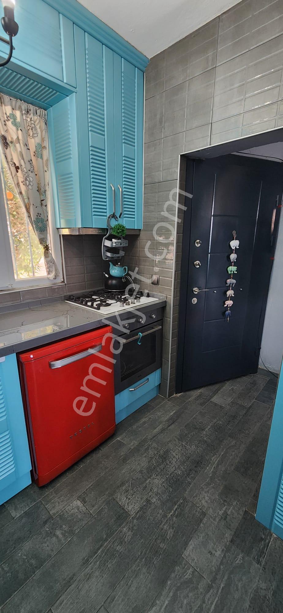 Kuşadası Merkez’de Satılık Lıman Manzaralı Teraslı Şırın 2+1 Eşyalı Daıre - Görsel 12