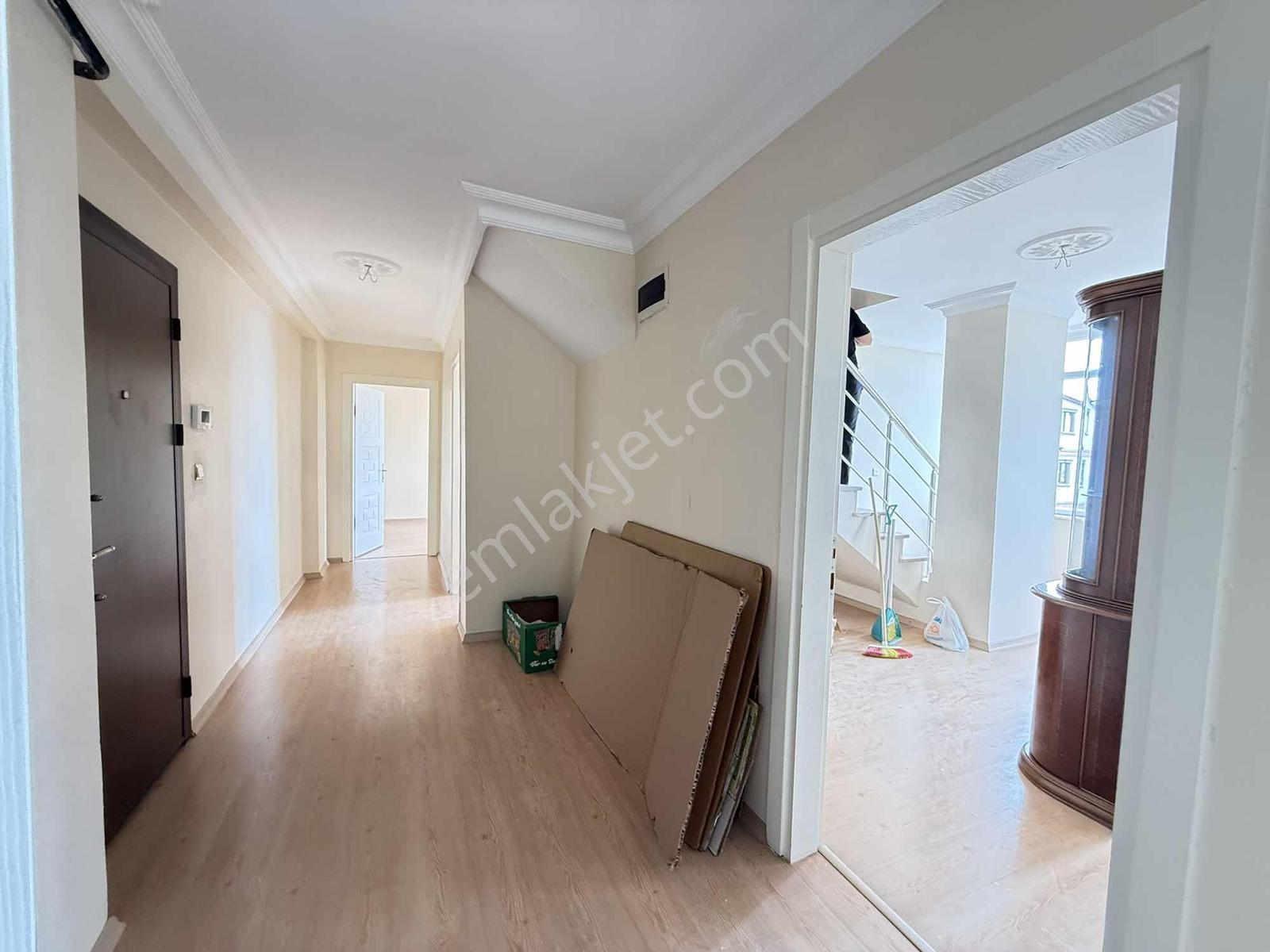 Gebze Barış Mh. Hayri Macar Cd. 6+1 Üst Dubleks Kiralık Daire - Görsel 21