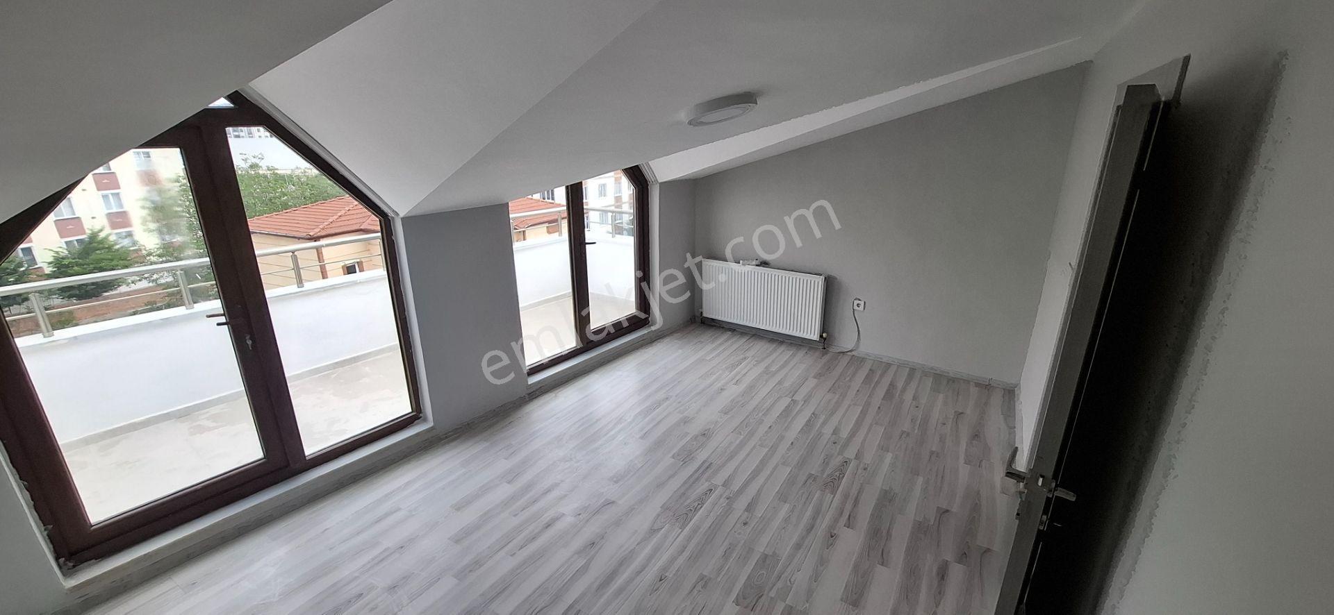 Bademlikte Kapalı Pazar Arkası 3+1 Satılık Dublex - Görsel 30