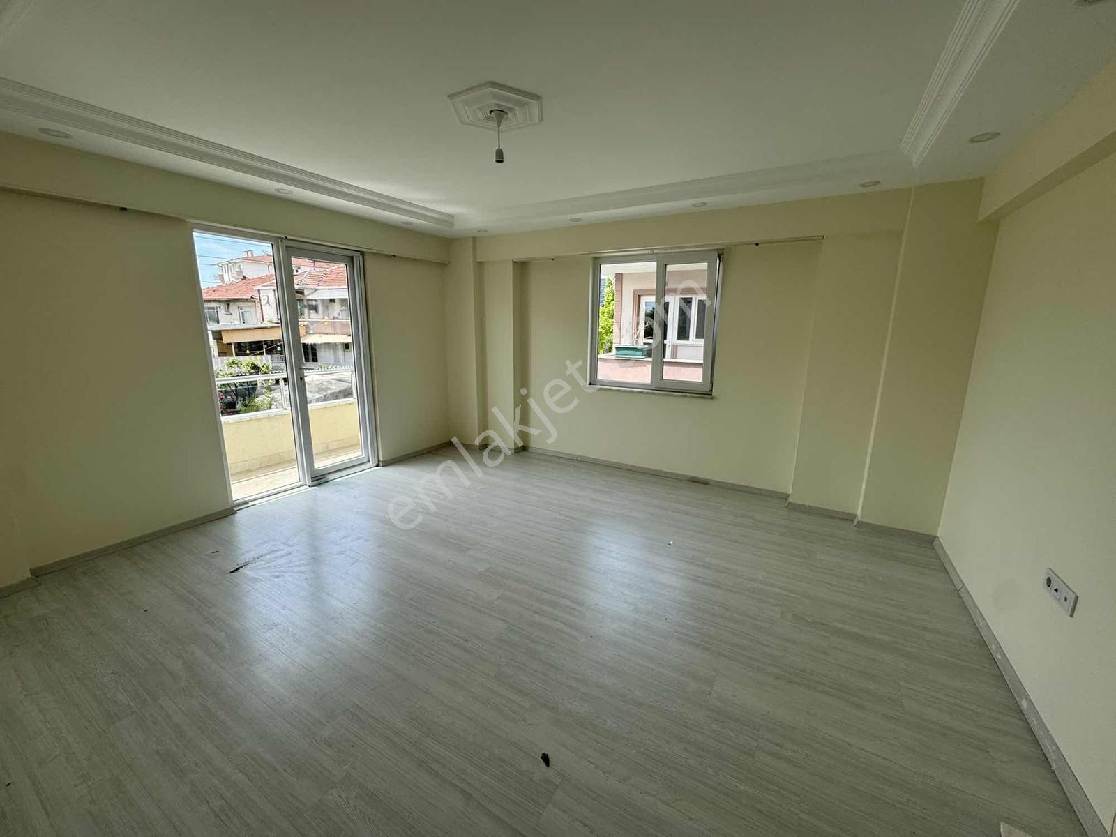 Adapazarı Devoğlu Caddesi 2+1 Satılık Daire - Görsel 4