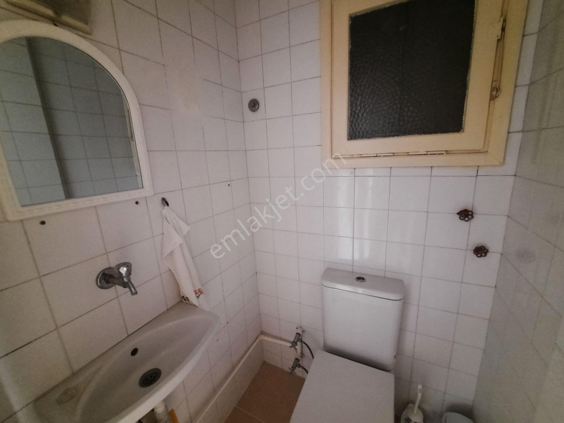 Bahariye'de, Çift Cephe, Doğalgazlı, Geniş, Bakımlı, Kilerli 3+1 - Görsel 24