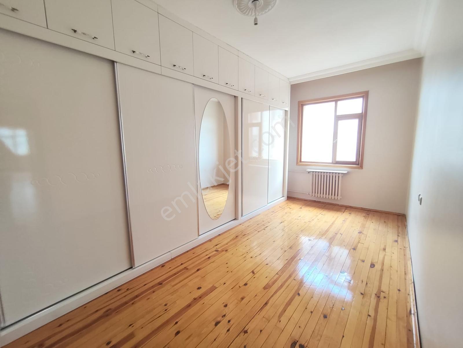 Geniş Site İçi Arakat 3+1 Kiralık Daire - Görsel 3