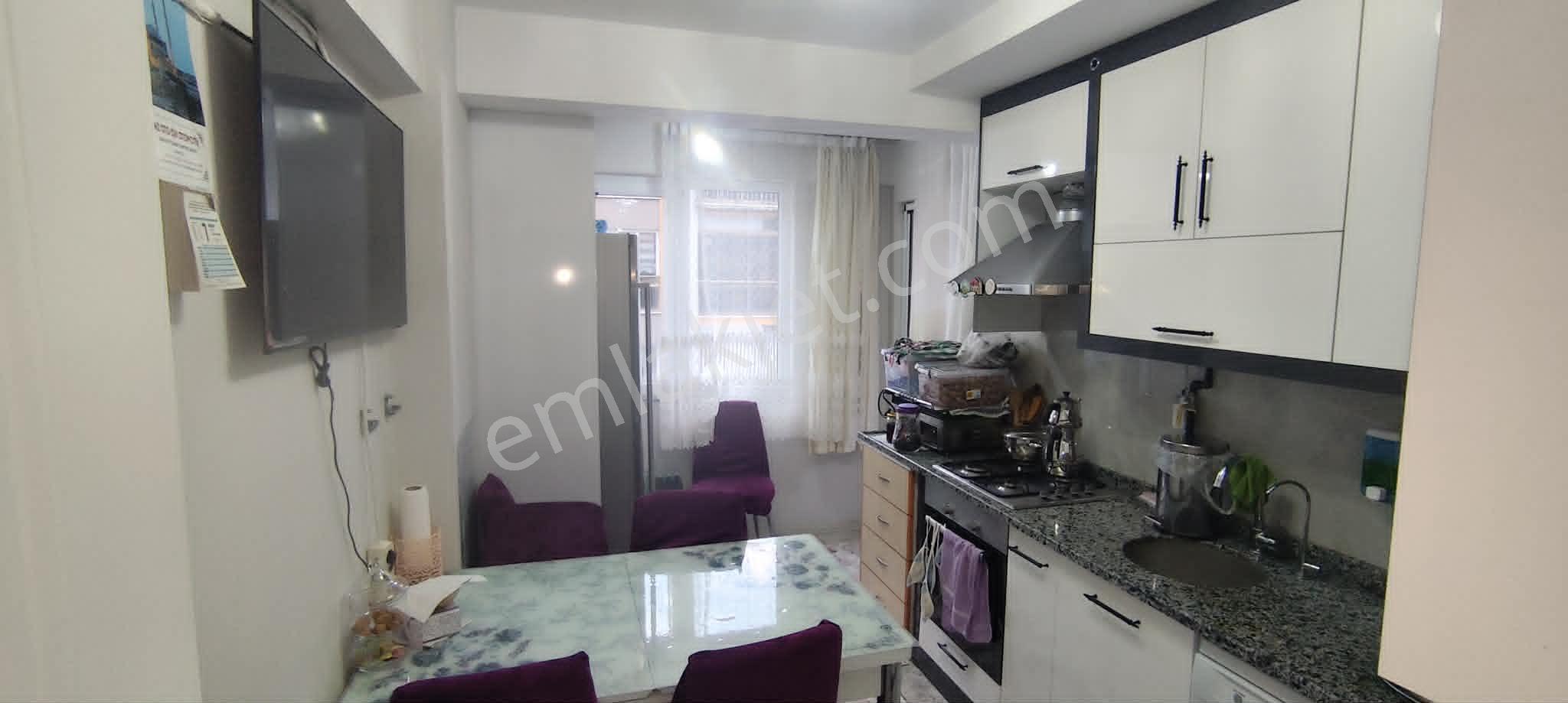 İlbadı Mahallesinde 3 Katlı Binanın 3. Katı 3 Yıllık 2+1/90 M2 Daire 3.700.000 Tl Satılıktır - Görsel 8