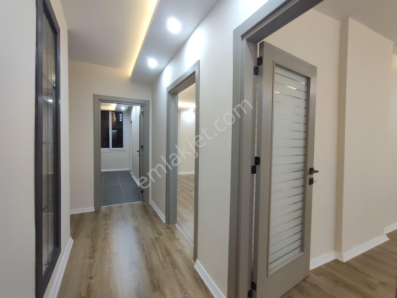 Çetinkya Civ Az Katlı İçi Ful Yaplı İskan Blv Üzer 3+1 Emsalsiz - Görsel 21