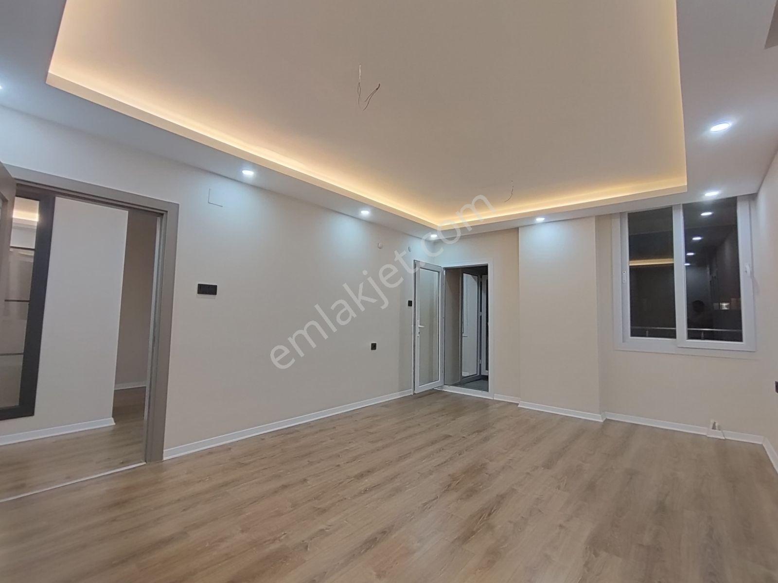 Çetinkya Civ Az Katlı İçi Ful Yaplı İskan Blv Üzer 3+1 Emsalsiz - Görsel 9