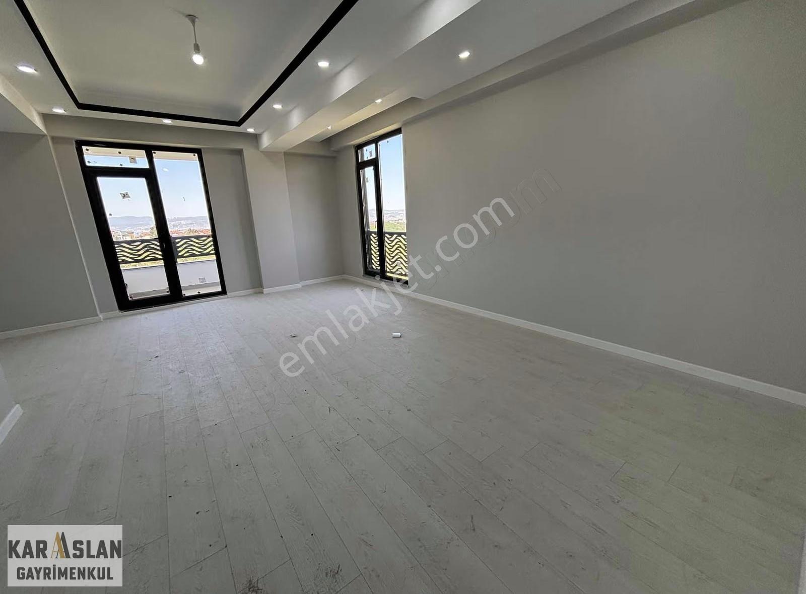 Fatih Mahallesinde Satılık 2+1 Çatı Dubleks Daire