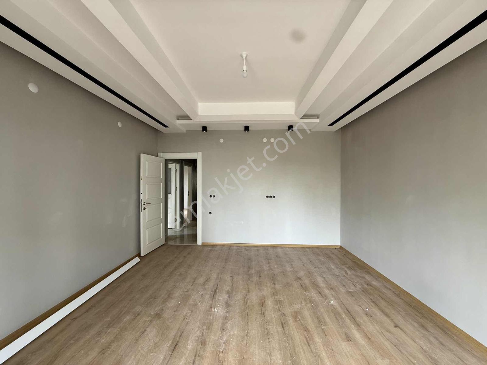 Düşük Katlı 3+1 Ebeveyn Banyolu Harika Konumlu Sıfır Daire - Görsel 7