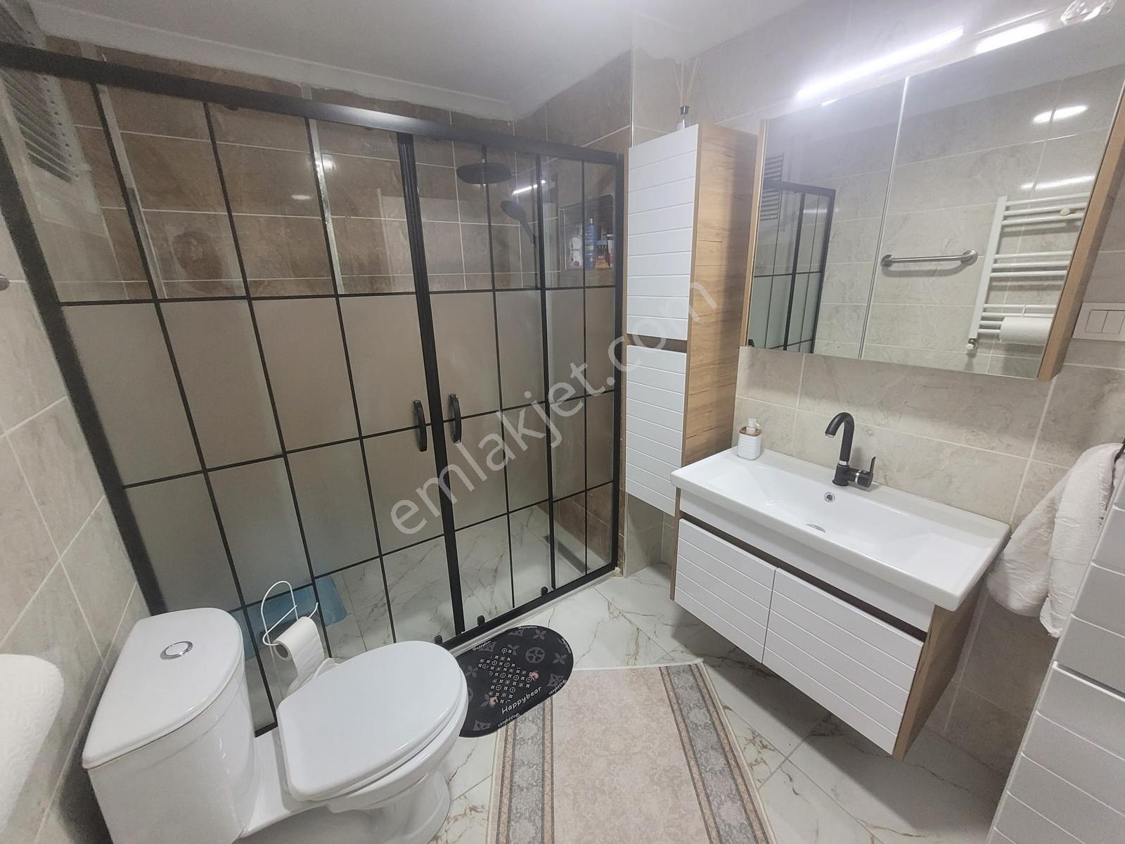 Ümraniye Merkezde Cadde Üstü Her Katta Tek Daire Büyük 3+1 Daire - Görsel 22