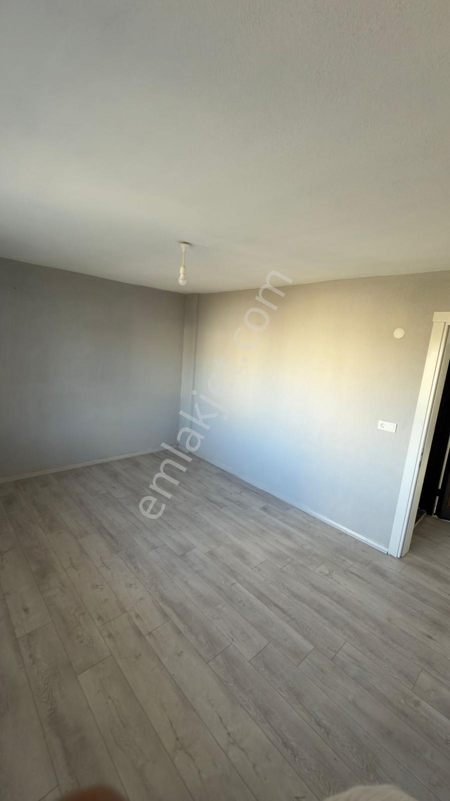 Fatih Mahallesinde Tamamen Yeni Yapılmış Ferah Kiralık Daire - Görsel 18