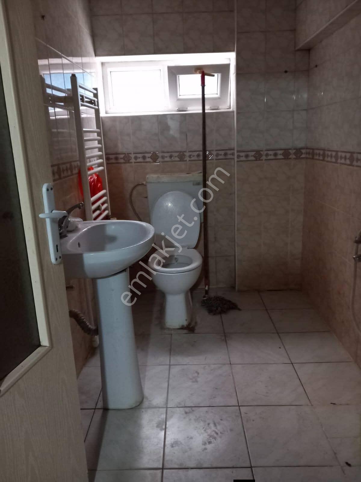 Samsun İlkadım Zafer Mahallesi'nde Kat Tapulu Eşyalı Bahçe Kat 1+1 Satılık Daire - Görsel 4