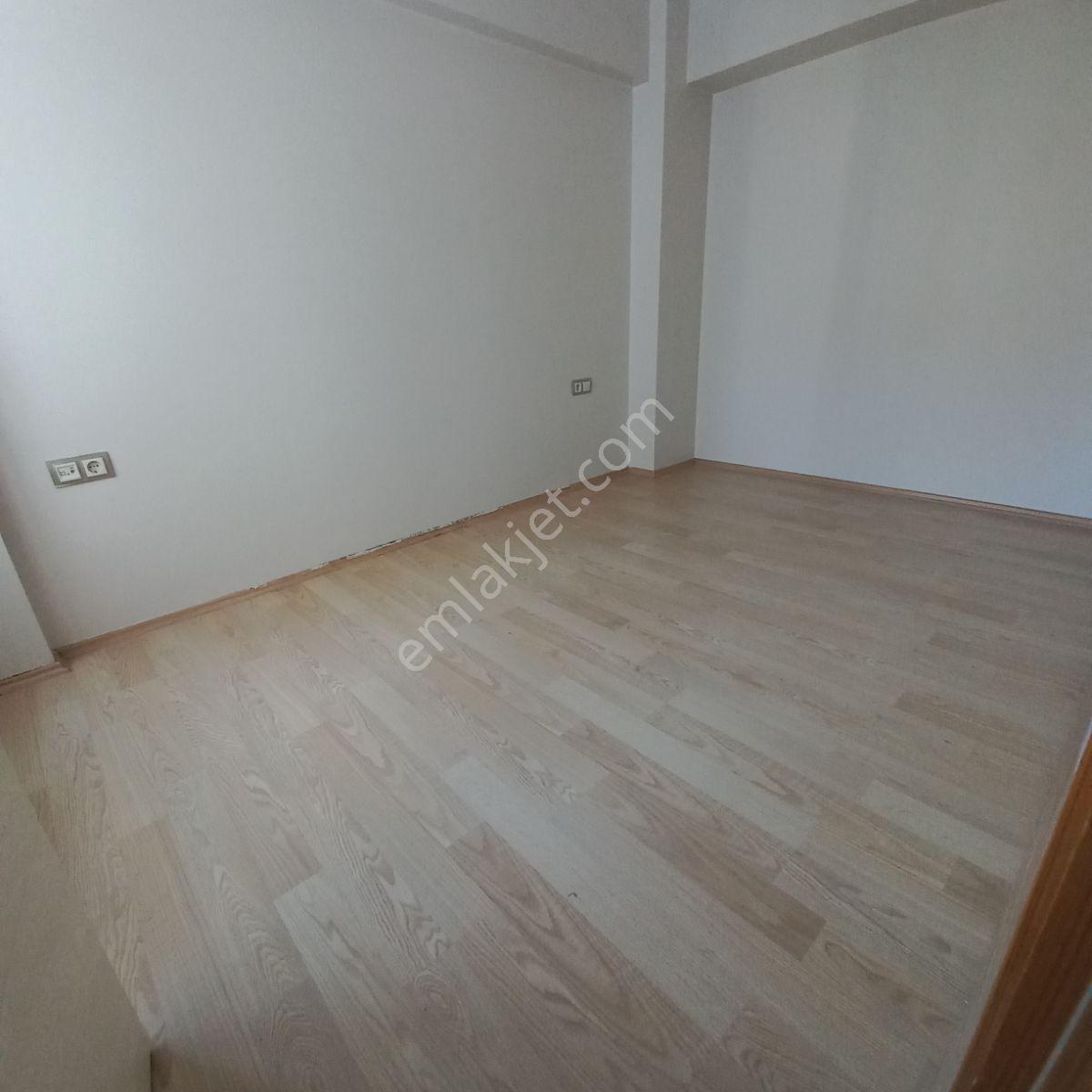 Emek Caddesinde Satılık Daire - Görsel 27