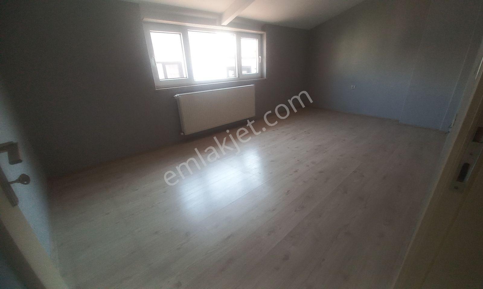 Atalarda Kiralık 3+1 Çatıkatı - Görsel 5