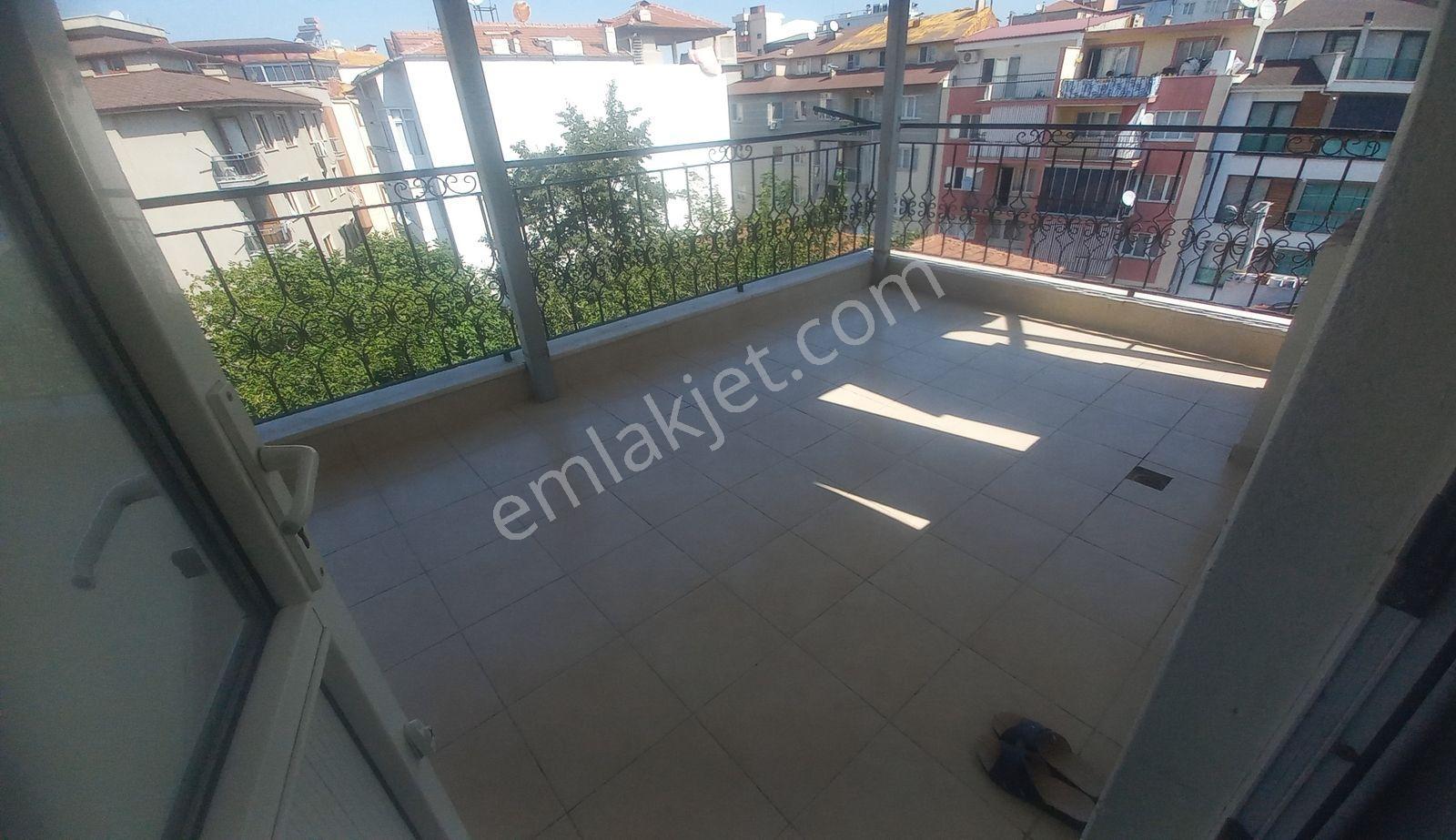 Atalarda Kiralık 3+1 Çatıkatı - Görsel 15