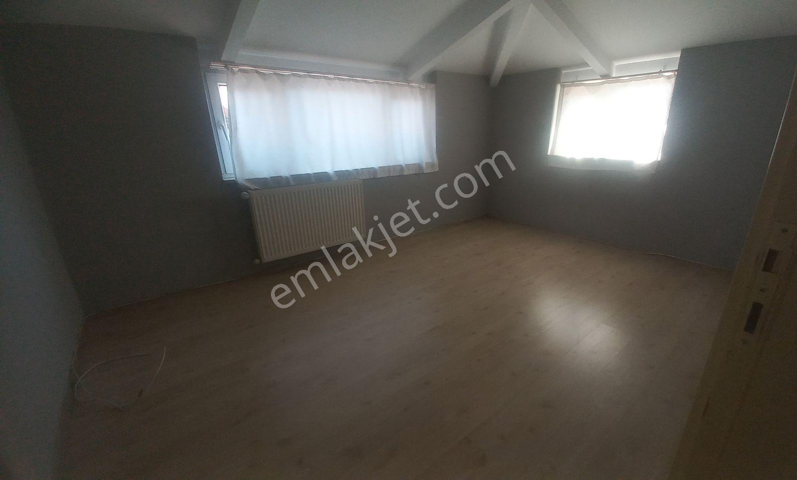 Atalarda Kiralık 3+1 Çatıkatı - Görsel 12