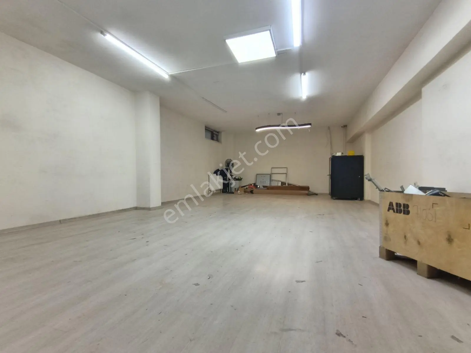 Adil Mah Acil Fiyat Düştü , Geniş Bir Dükkan Mağaza (180/120m2 - Görsel 2