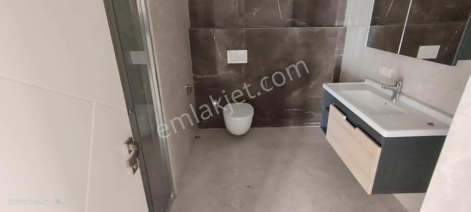 Trabzon Kaşüstü Marine City'de Satılık 3+1 Lüks Daire - Görsel 18
