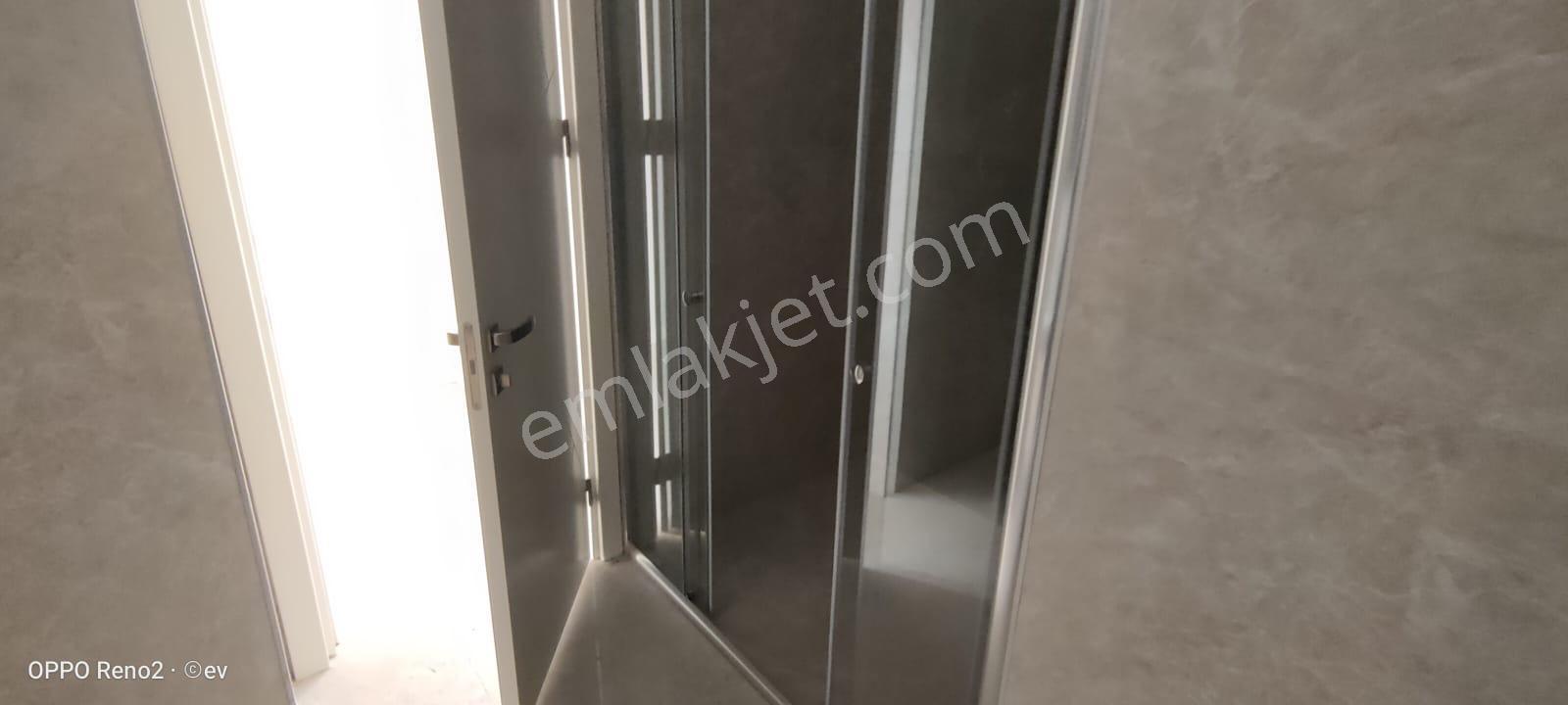 Trabzon Kaşüstü Marine City'de Satılık 3+1 Lüks Daire - Görsel 14